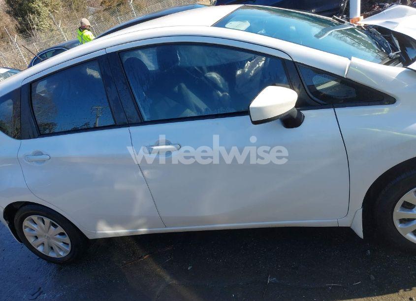 Photo 14 of 2016 Nissan Versa NOTE SV (VIN 3N1CE2CP0GL395106)