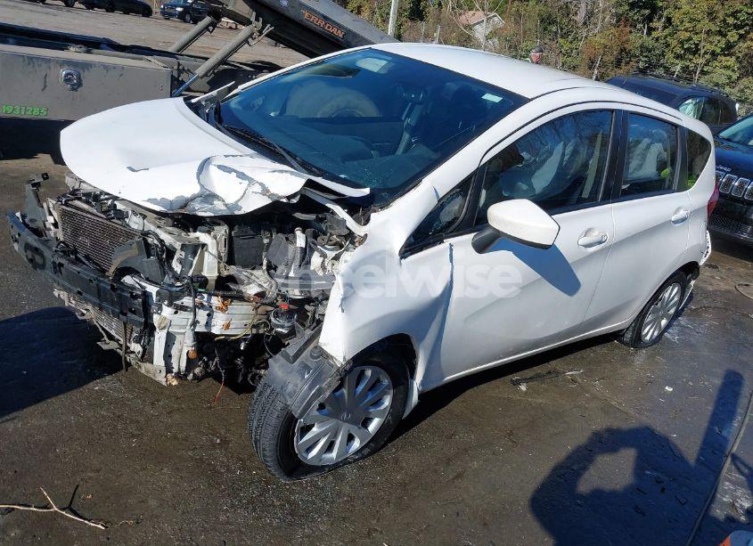 Photo 2 of 2016 Nissan Versa NOTE SV (VIN 3N1CE2CP0GL395106)