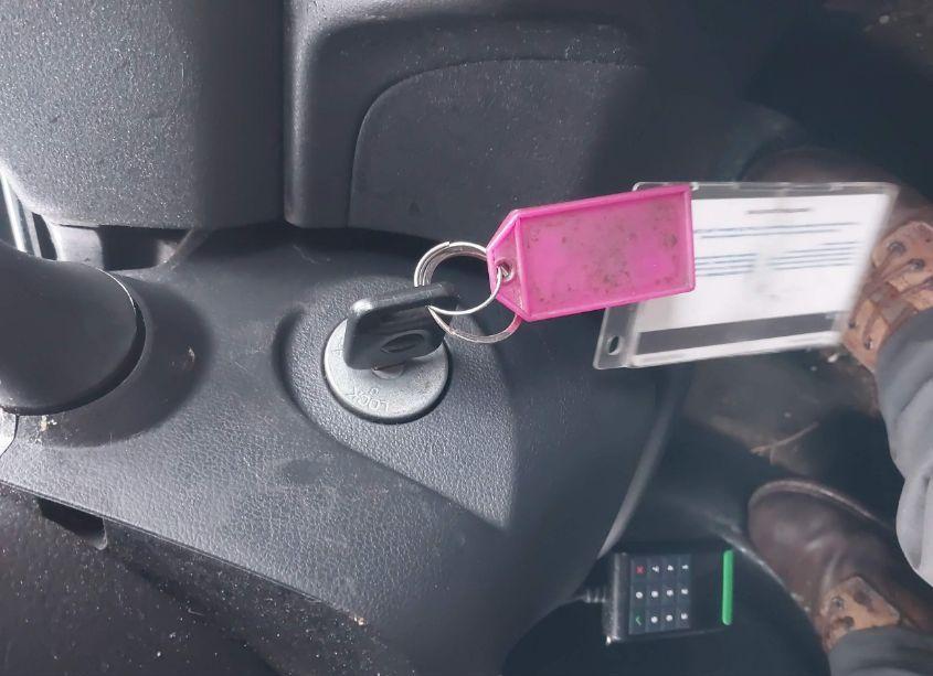 Photo 11 of 2018 Nissan Versa NOTE S (VIN 3N1CE2CP0JL365952)