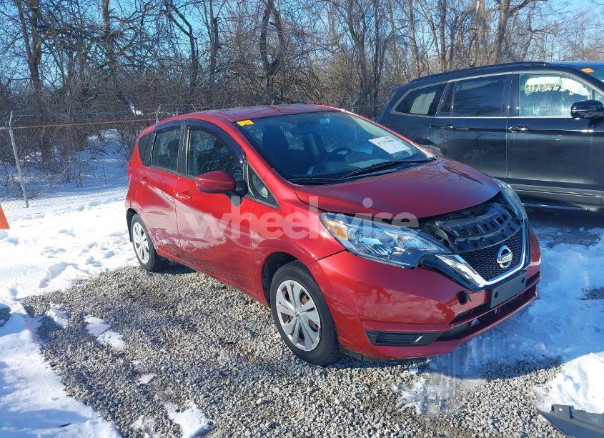 2018 Nissan Versa NOTE SV (VIN 3N1CE2CP0JL368818) main photo