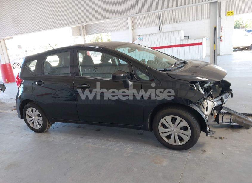 Photo 14 of 2019 Nissan Versa NOTE SV (VIN 3N1CE2CP0KL354578)