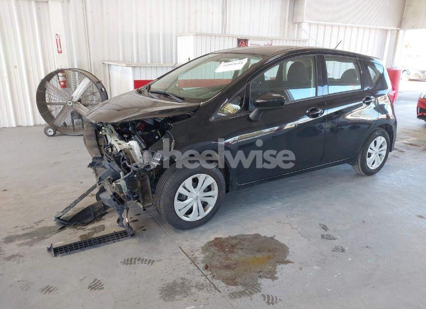 Photo 2 of 2019 Nissan Versa NOTE SV (VIN 3N1CE2CP0KL354578)