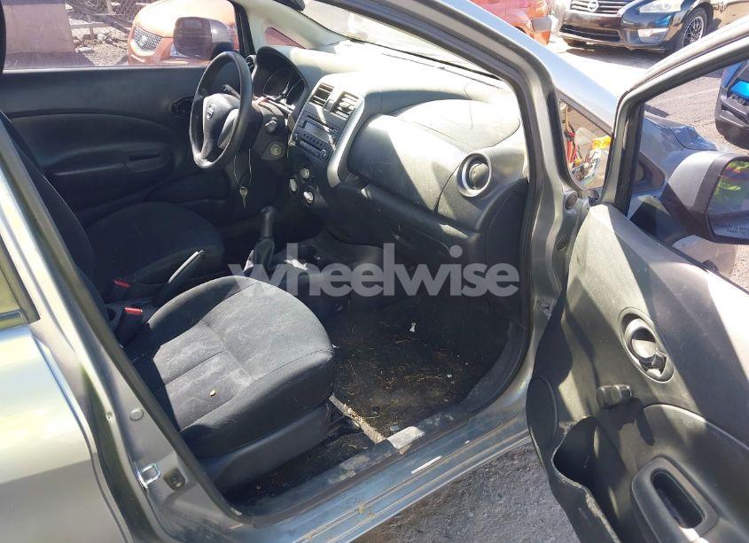 Photo 5 of 2014 Nissan Versa NOTE S (SR) (VIN 3N1CE2CP1EL393393)