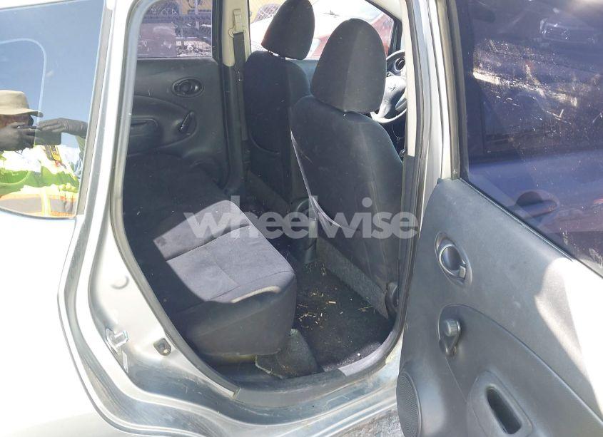 Photo 8 of 2014 Nissan Versa NOTE S (SR) (VIN 3N1CE2CP1EL393393)