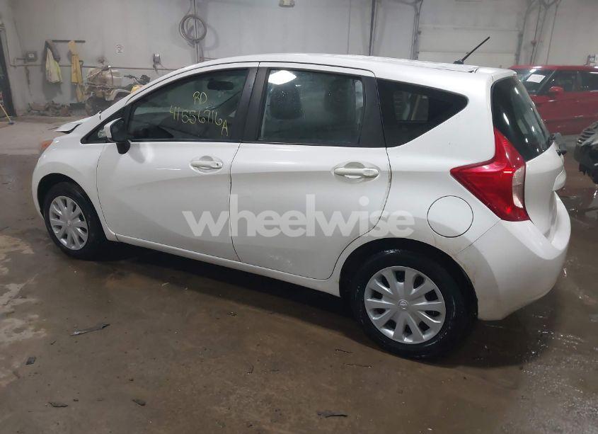 Photo 3 of 2015 Nissan Versa NOTE S (SR) (VIN 3N1CE2CP1FL351775)