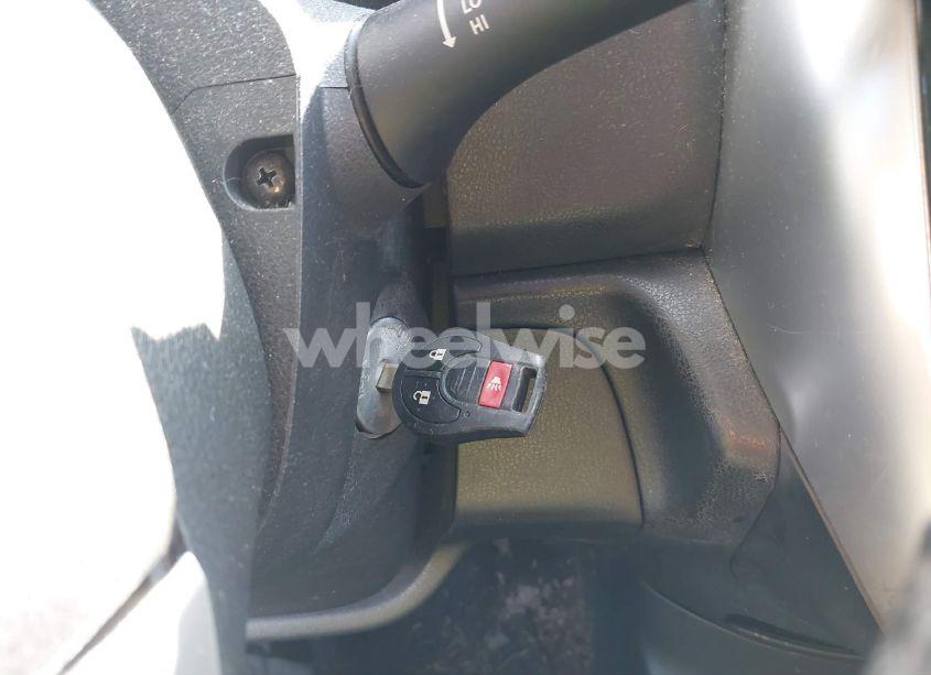 Photo 11 of 2015 Nissan Versa NOTE (VIN 3N1CE2CP1FL352764)