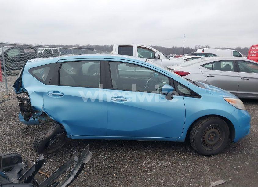 Photo 13 of 2015 Nissan Versa NOTE (VIN 3N1CE2CP1FL352764)