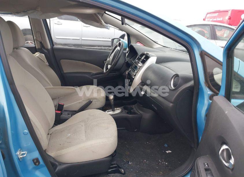 Photo 5 of 2015 Nissan Versa NOTE (VIN 3N1CE2CP1FL352764)
