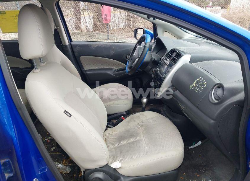 Photo 5 of 2015 Nissan Versa NOTE SV (VIN 3N1CE2CP1FL358550)