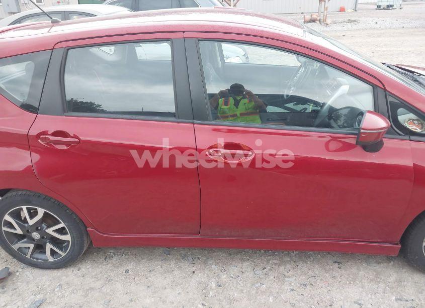 Photo 14 of 2015 Nissan Versa NOTE SR (VIN 3N1CE2CP1FL359634)