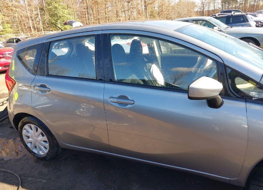 Photo 14 of 2015 Nissan Versa NOTE S (SR)/S PLUS/SL/SR/SV (VIN 3N1CE2CP1FL368592)