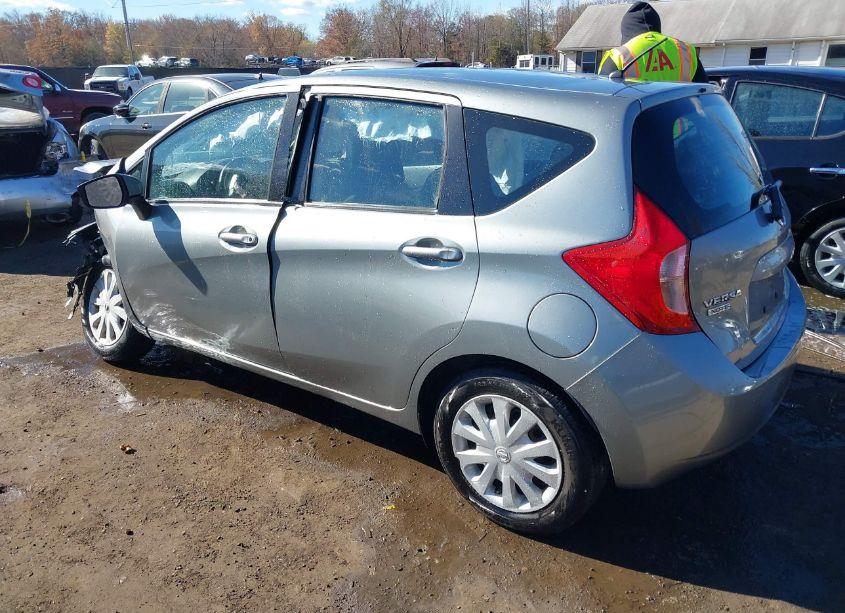 Photo 3 of 2015 Nissan Versa NOTE S (SR)/S PLUS/SL/SR/SV (VIN 3N1CE2CP1FL368592)