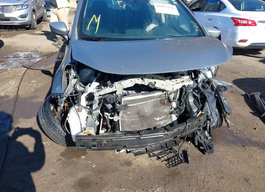 Photo 6 of 2015 Nissan Versa NOTE S (SR)/S PLUS/SL/SR/SV (VIN 3N1CE2CP1FL368592)