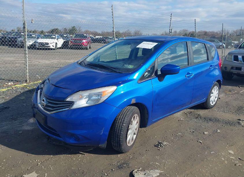 Photo 2 of 2015 Nissan Versa NOTE S (SR)/S PLUS/SL/SR/SV (VIN 3N1CE2CP1FL378751)