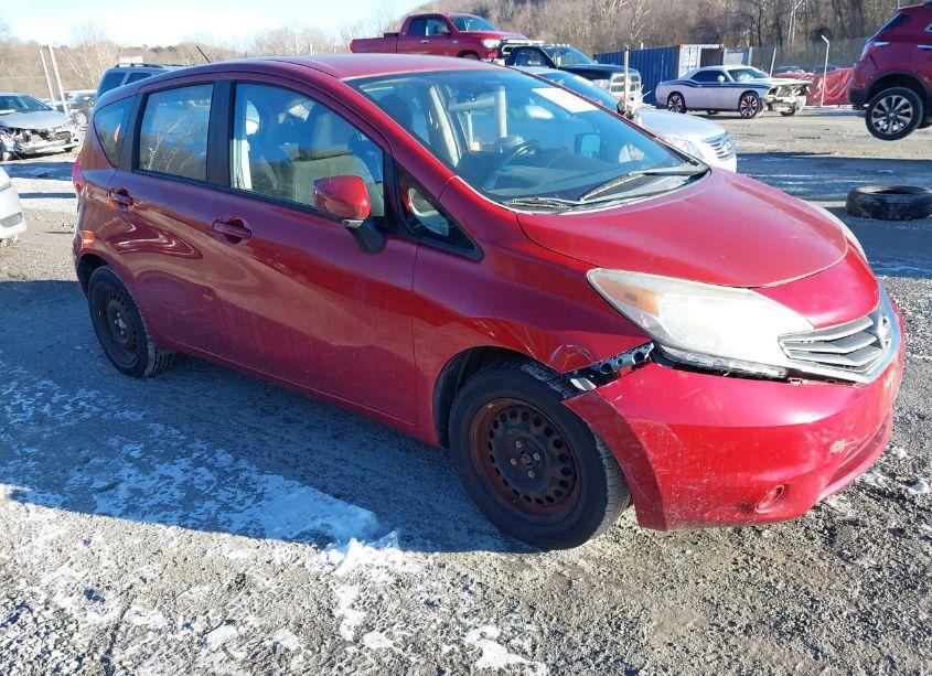 2015 Nissan Versa NOTE SV (VIN 3N1CE2CP1FL388552) main photo