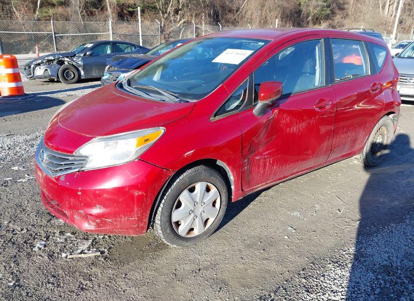 Photo 2 of 2015 Nissan Versa NOTE SV (VIN 3N1CE2CP1FL388552)