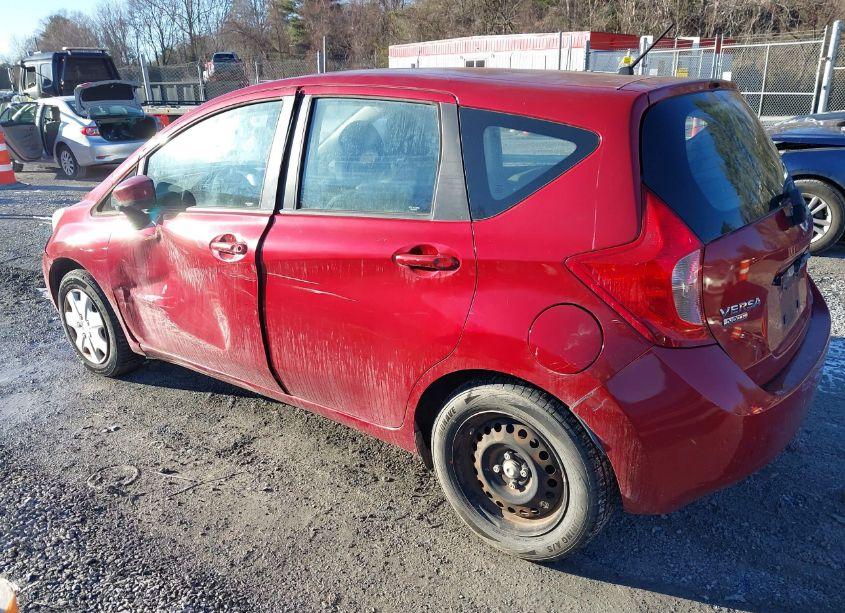 Photo 3 of 2015 Nissan Versa NOTE SV (VIN 3N1CE2CP1FL388552)