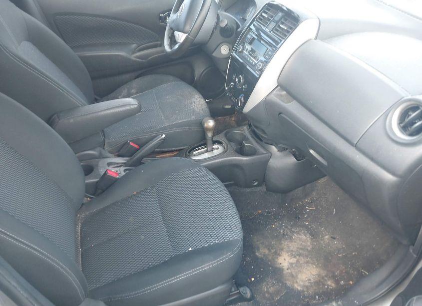 Photo 5 of 2015 Nissan Versa NOTE S (SR)/S PLUS/SL/SR/SV (VIN 3N1CE2CP1FL412073)