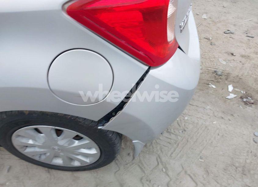 Photo 6 of 2015 Nissan Versa NOTE S (SR)/S PLUS/SL/SR/SV (VIN 3N1CE2CP1FL414602)