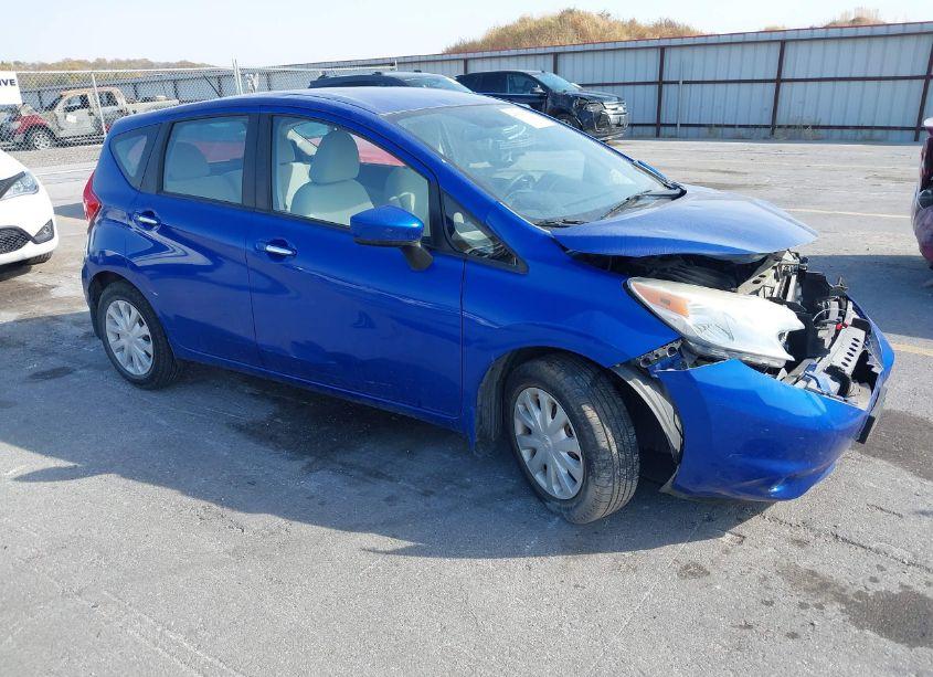 2015 Nissan Versa NOTE SV (VIN 3N1CE2CP1FL428337) main photo