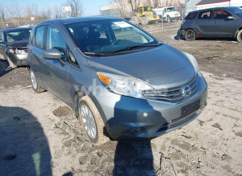 2015 Nissan Versa NOTE SV (VIN 3N1CE2CP1FL432582) main photo