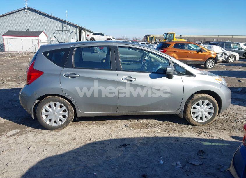 Photo 13 of 2015 Nissan Versa NOTE SV (VIN 3N1CE2CP1FL432582)