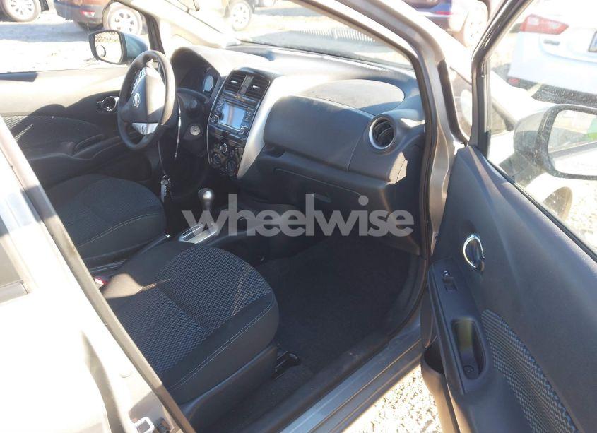 Photo 5 of 2015 Nissan Versa NOTE SV (VIN 3N1CE2CP1FL432582)