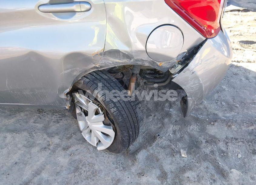 Photo 6 of 2015 Nissan Versa NOTE SV (VIN 3N1CE2CP1FL432582)