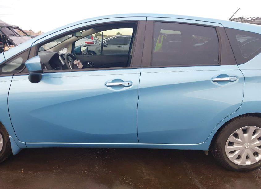 Photo 15 of 2015 Nissan Versa NOTE SV (VIN 3N1CE2CP1FL437569)