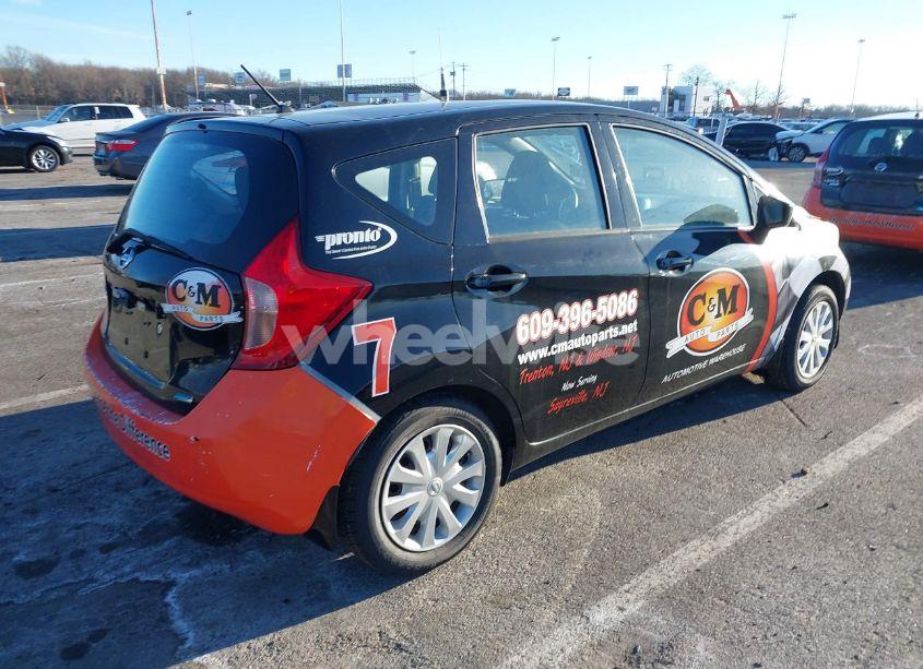 Photo 4 of 2015 Nissan Versa NOTE (VIN 3N1CE2CP1FL443730)