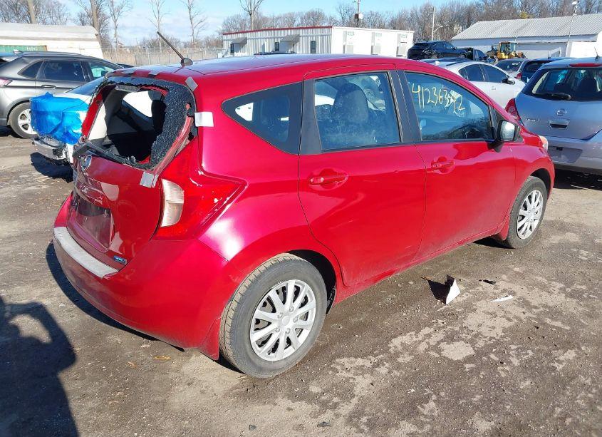 Photo 4 of 2015 Nissan Versa NOTE S PLUS (VIN 3N1CE2CP1FL444988)