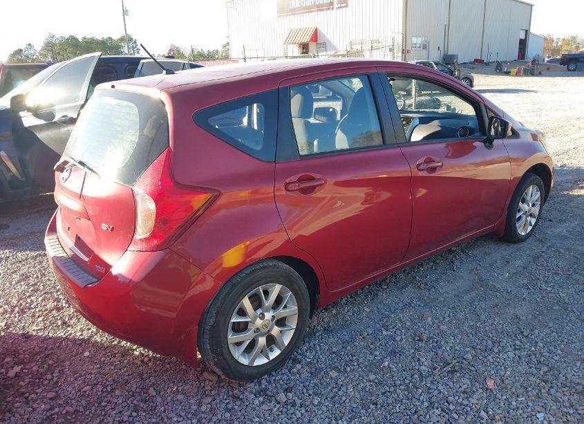 Photo 4 of 2015 Nissan Versa NOTE SV (VIN 3N1CE2CP1FL446966)