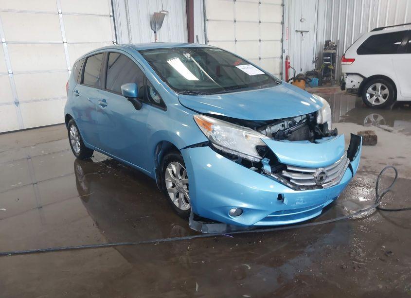 2015 Nissan Versa NOTE SV (VIN 3N1CE2CP1FL450063) main photo