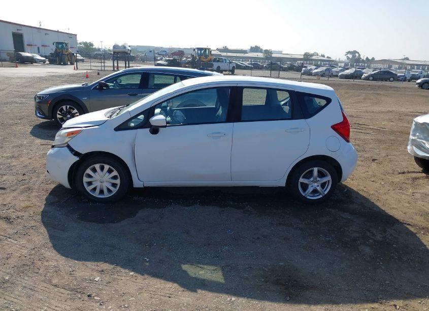 Photo 14 of 2016 Nissan Versa NOTE S (SR)/S PLUS/SL/SR/SV (VIN 3N1CE2CP1GL402418)