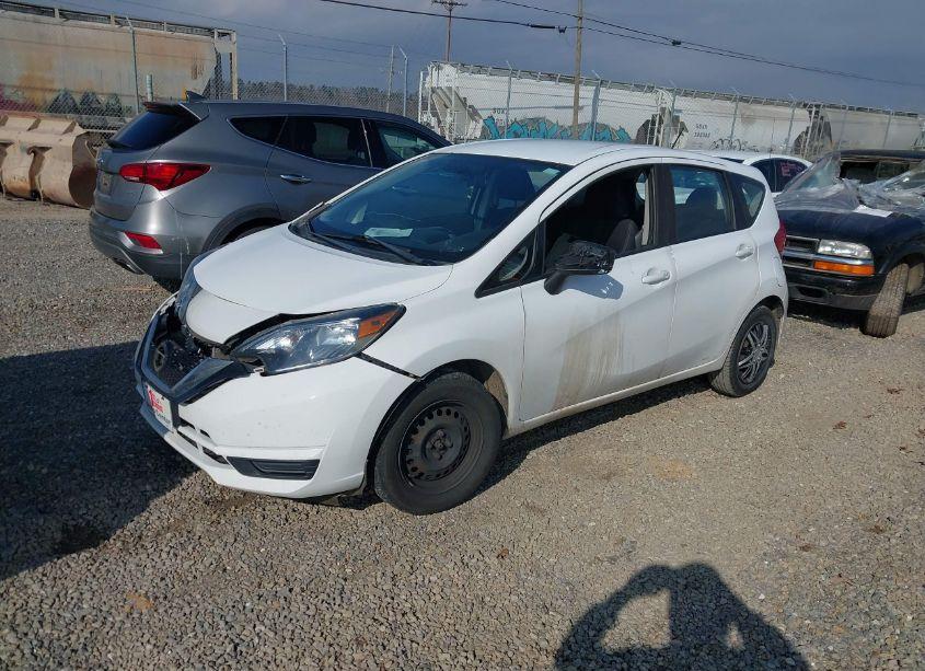 Photo 2 of 2017 Nissan Versa NOTE SV (VIN 3N1CE2CP1HL361161)