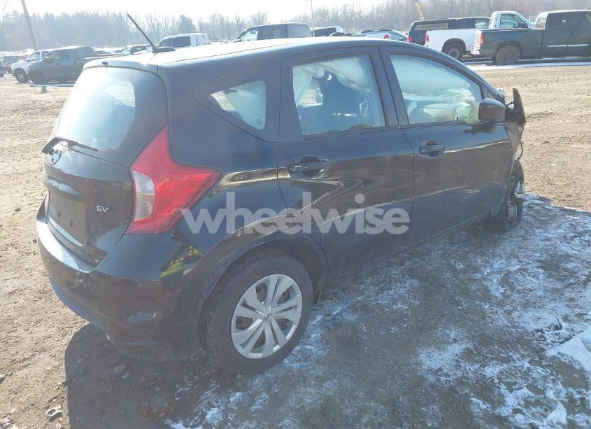 Photo 4 of 2018 Nissan Versa NOTE SV (VIN 3N1CE2CP1JL359304)