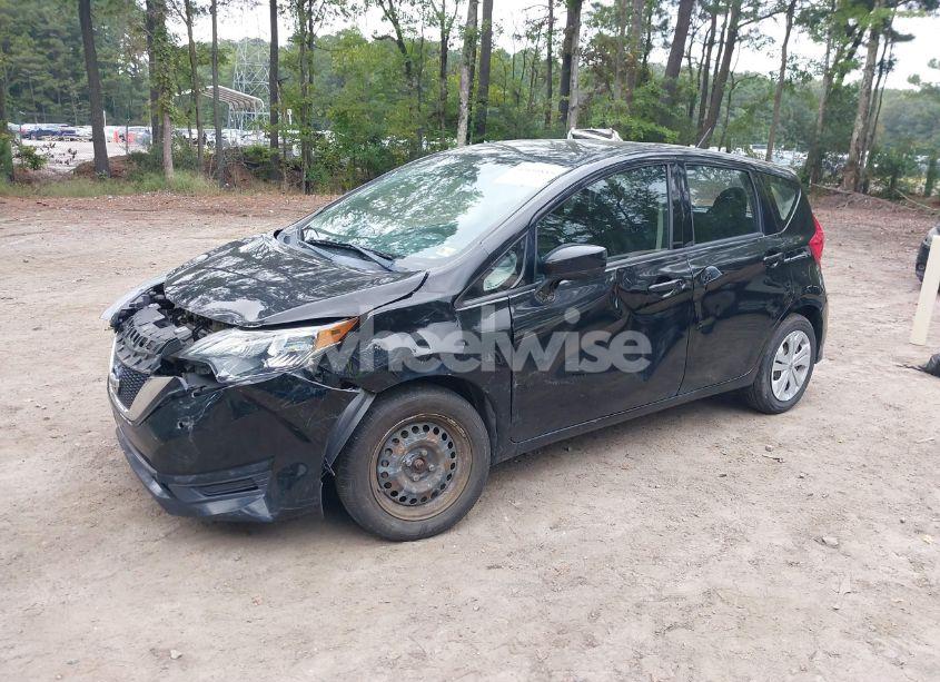Photo 2 of 2019 Nissan Versa NOTE SV (VIN 3N1CE2CP1KL357425)