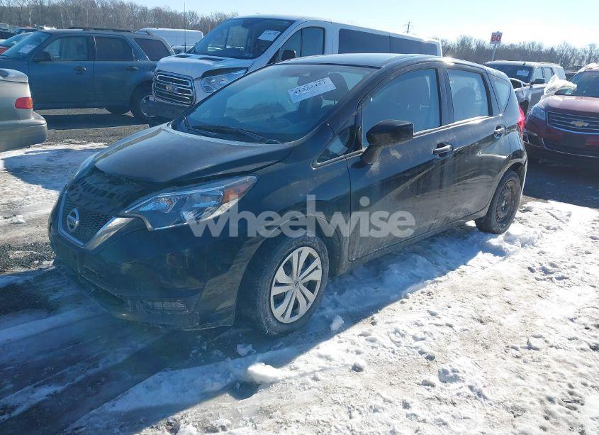 Photo 2 of 2019 Nissan Versa NOTE SV (VIN 3N1CE2CP1KL365279)