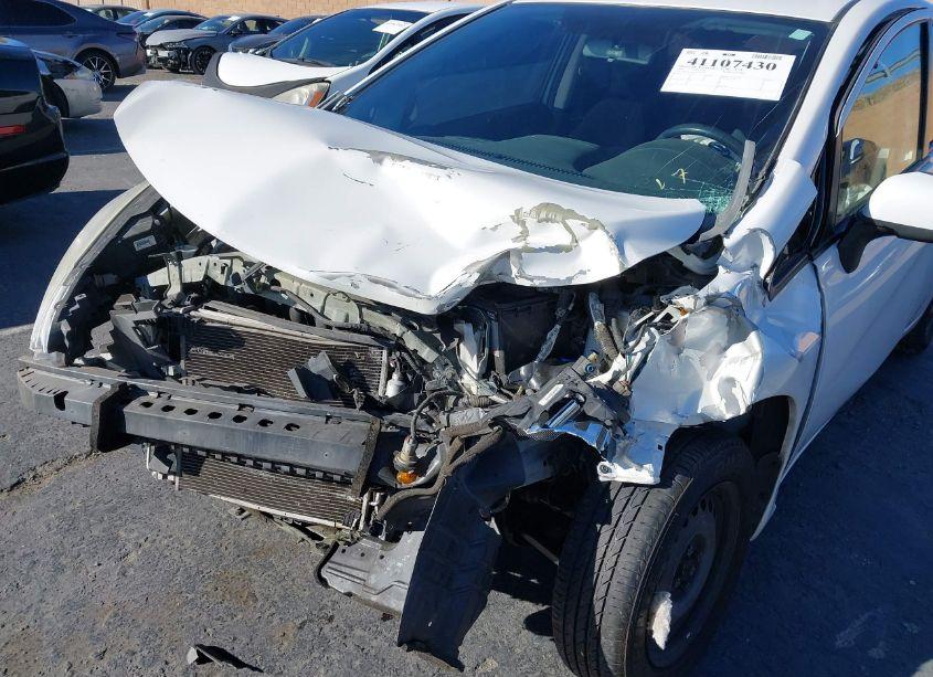 Photo 6 of 2014 Nissan Versa NOTE SV (VIN 3N1CE2CP2EL407477)