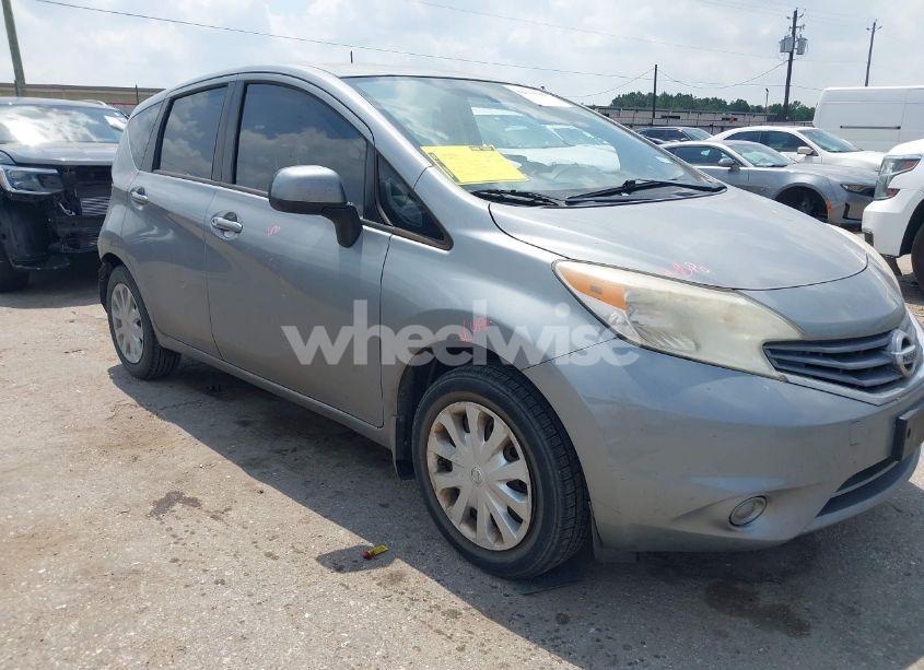 2014 Nissan Versa NOTE S (SR) (VIN 3N1CE2CP2EL435649) main photo