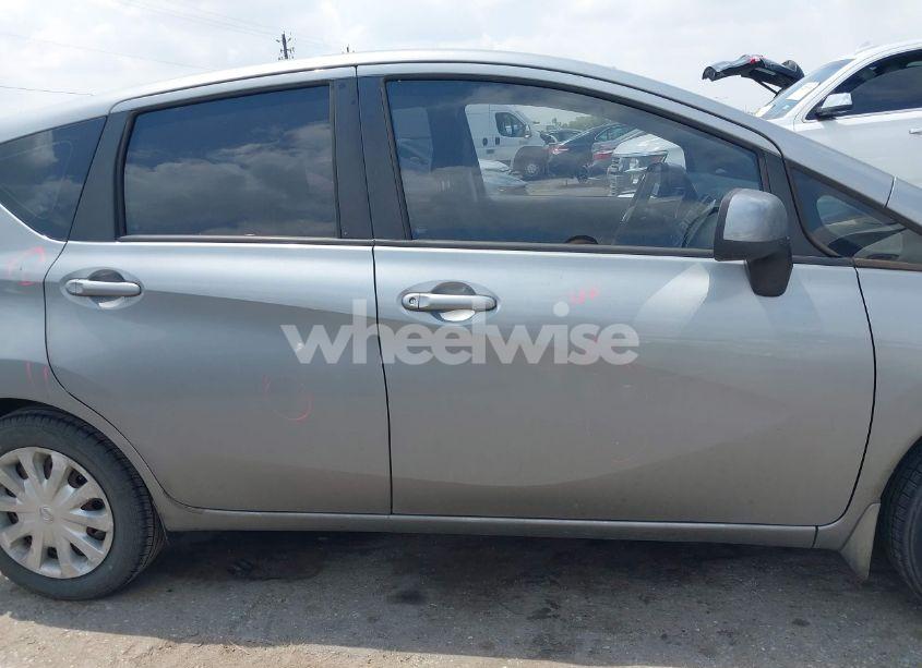 Photo 13 of 2014 Nissan Versa NOTE S (SR) (VIN 3N1CE2CP2EL435649)