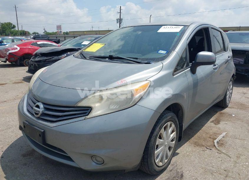 Photo 2 of 2014 Nissan Versa NOTE S (SR) (VIN 3N1CE2CP2EL435649)