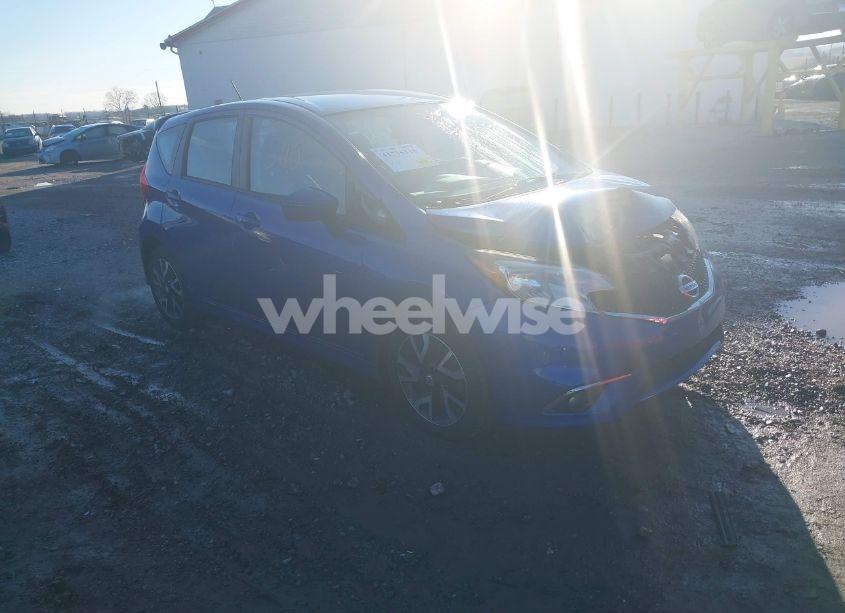 2015 Nissan Versa NOTE S/S PLUS/SV/SL/SR (VIN 3N1CE2CP2FL357472) main photo