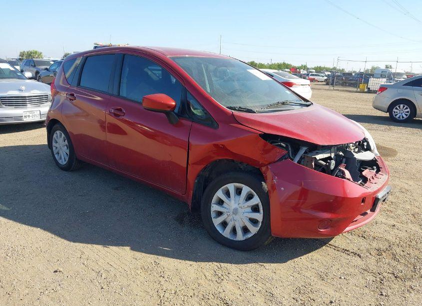 2015 Nissan Versa NOTE SV (VIN 3N1CE2CP2FL365197) main photo