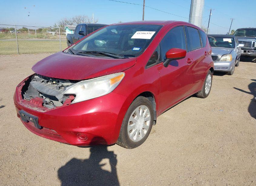 Photo 2 of 2015 Nissan Versa NOTE SV (VIN 3N1CE2CP2FL365197)