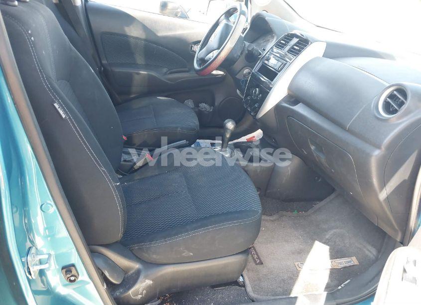 Photo 5 of 2015 Nissan Versa NOTE S (SR)/S PLUS/SL/SR/SV (VIN 3N1CE2CP2FL367029)