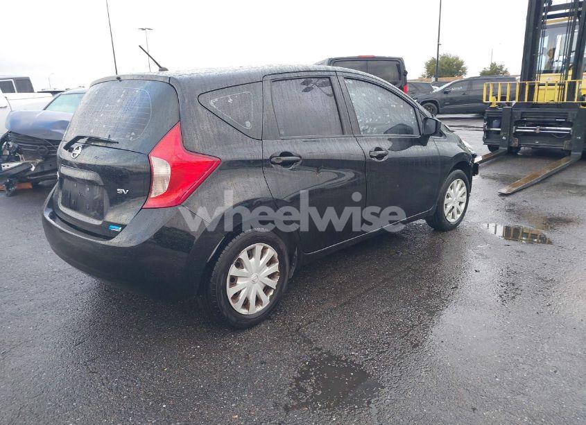 Photo 4 of 2015 Nissan Versa NOTE S (SR)/S PLUS/SL/SR/SV (VIN 3N1CE2CP2FL377592)