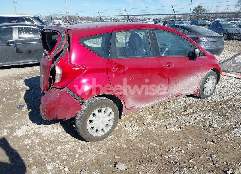 Photo 4 of 2015 Nissan Versa NOTE S (SR)/S PLUS/SL/SR/SV (VIN 3N1CE2CP2FL378998)