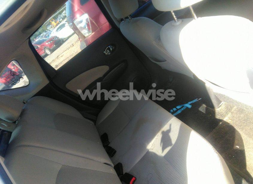 Photo 8 of 2015 Nissan Versa NOTE SV (VIN 3N1CE2CP2FL390830)