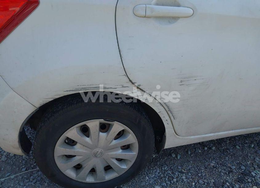 Photo 13 of 2015 Nissan Versa NOTE S PLUS (VIN 3N1CE2CP2FL397342)